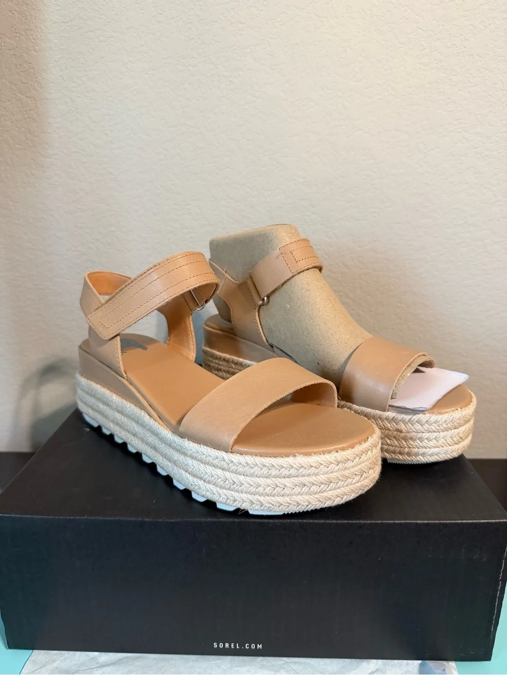 Sorel Cameron Flatform Sandals